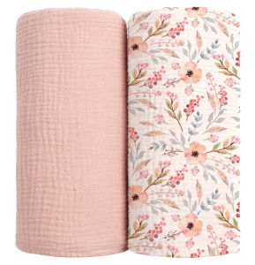 Set of muslin swaddle blankets in a floral print and pink
